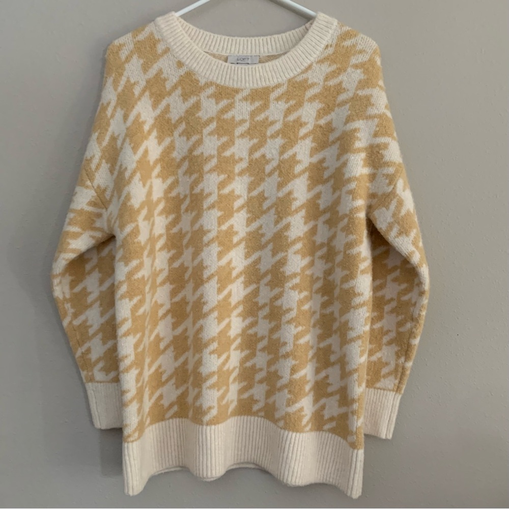Loft Womens Cozy Houndstooth Cream and Tan Sweater Size Large